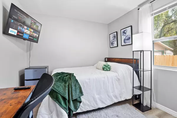 Coliving in College Park JAX - Northside, Jacksonville