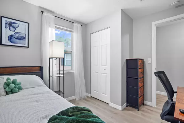 Coliving in College Park JAX - Northside, Jacksonville