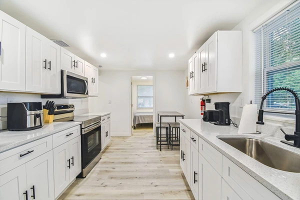 Coliving in Lealman - Clearwater-St. Petersburg, Tampa