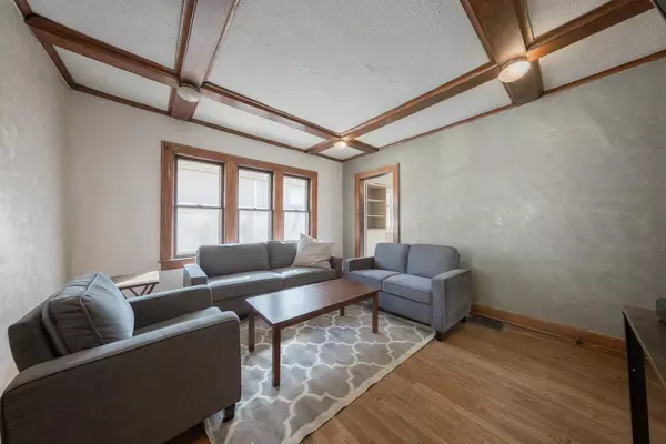 Coliving in Country Club Plaza - KCMO, Kansas City