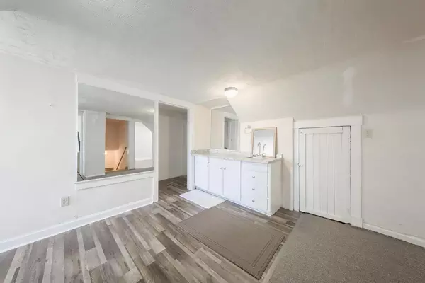 Coliving in Country Club Plaza - KCMO, Kansas City