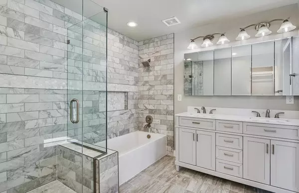 Coliving in Lincoln Park - Center Denver, Denver