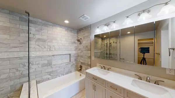 Coliving in Lincoln Park - Center Denver, Denver