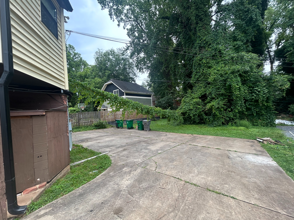 Coliving in Wesley Heights - Central Charlotte, Charlotte