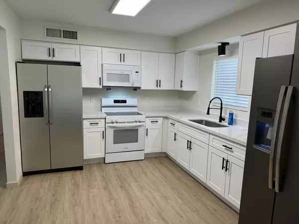 Coliving in Mesa - SE Valley, Phoenix