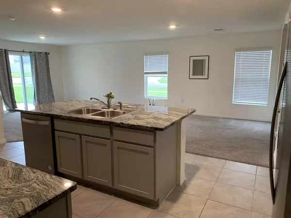 Coliving in Zephyrhills - North Tampa, Tampa