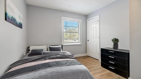 Coliving in Grant Park Tampa - East Tampa, Tampa