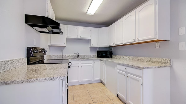 Coliving in Grant Park Tampa - East Tampa, Tampa