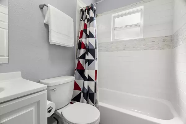 Coliving in Kenwood - Clearwater-St. Petersburg, Tampa