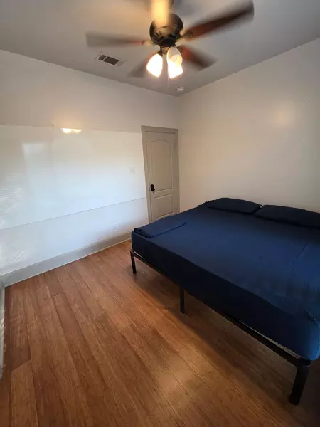 Coliving in Cedar Hill - Sw Dallas, Dallas