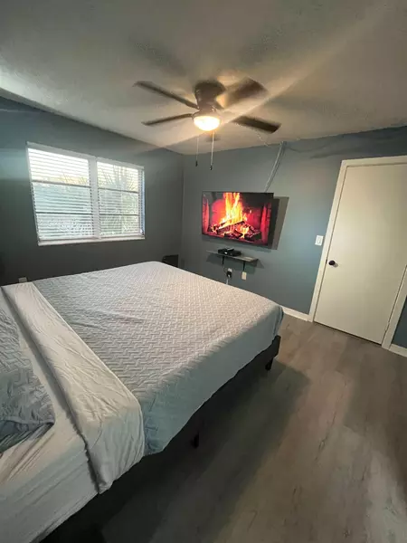 Coliving in Lealman - Clearwater-St. Petersburg, Tampa