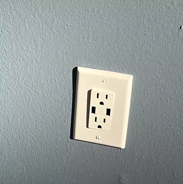 Coliving in Lealman - Clearwater-St. Petersburg, Tampa