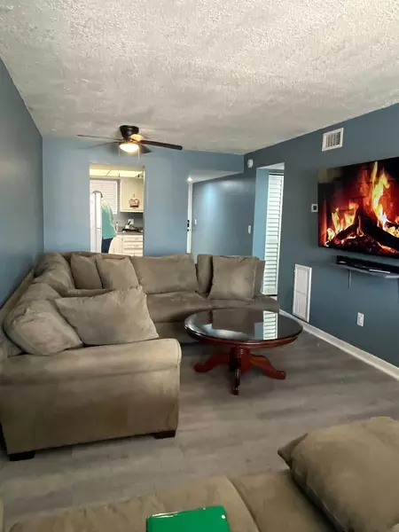 Coliving in Lealman - Clearwater-St. Petersburg, Tampa