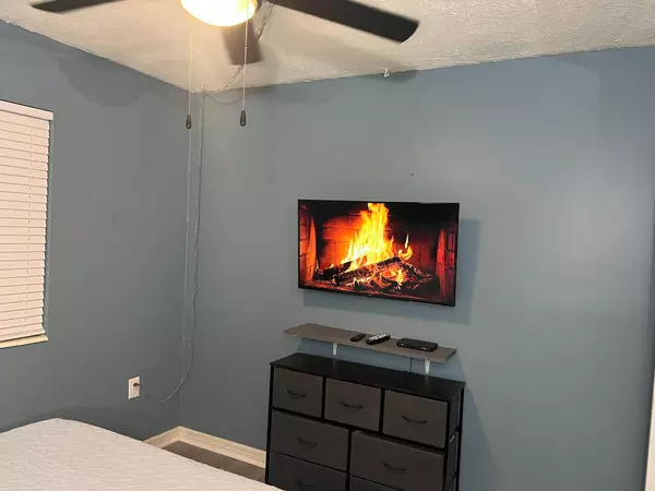 Coliving in Lealman - Clearwater-St. Petersburg, Tampa