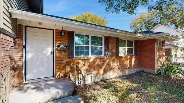 4 bedrooms apartment for rent in Central Arlington - Arlington, Dallas