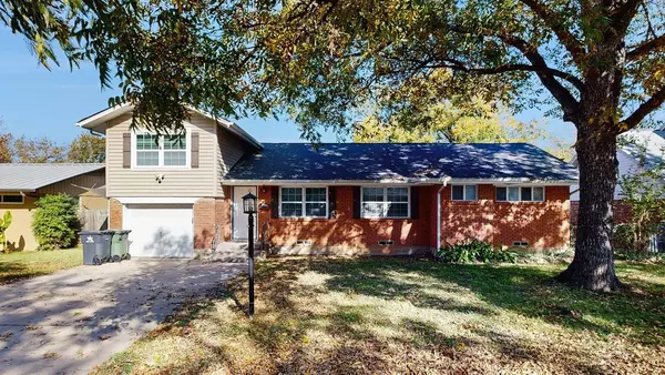 4 bedrooms apartment for rent in Central Arlington - Arlington, Dallas