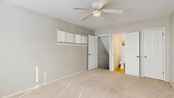 4 bedrooms apartment for rent in Central Arlington - Arlington, Dallas
