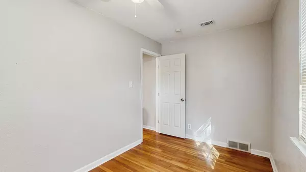 4 bedrooms apartment for rent in Central Arlington - Arlington, Dallas