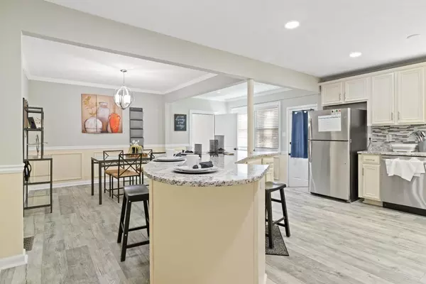 7 bedrooms apartment for rent in Avondale Estates - East Atl, Atlanta