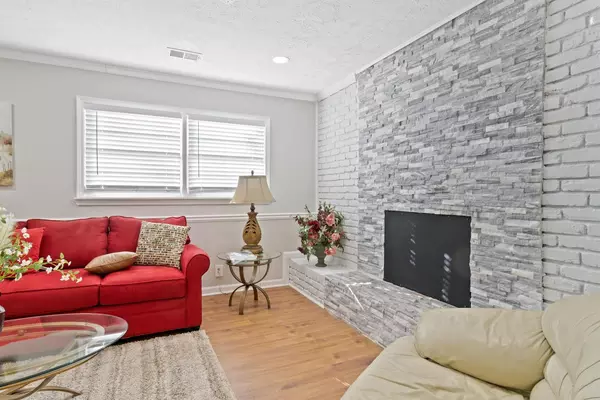 7 bedrooms apartment for rent in Avondale Estates - East Atl, Atlanta