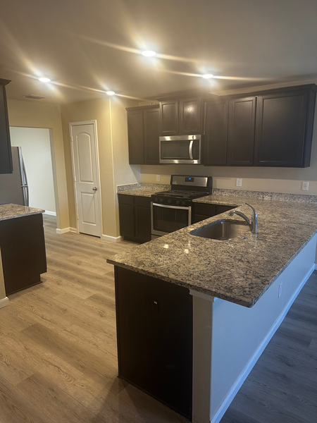 Coliving in South Southwest - South SATX, San Antonio