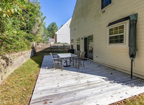 Coliving in Woodcroft - Durham, Raleigh