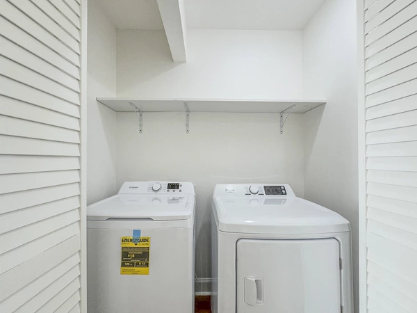 Coliving in Hollygrove - Uptown & Carrollton, New Orleans