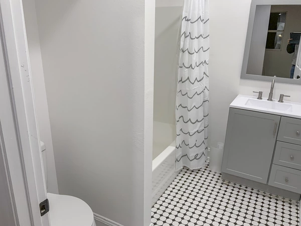 Coliving in Hollygrove - Uptown & Carrollton, New Orleans