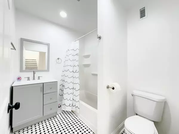 Coliving in Hollygrove - Uptown & Carrollton, New Orleans