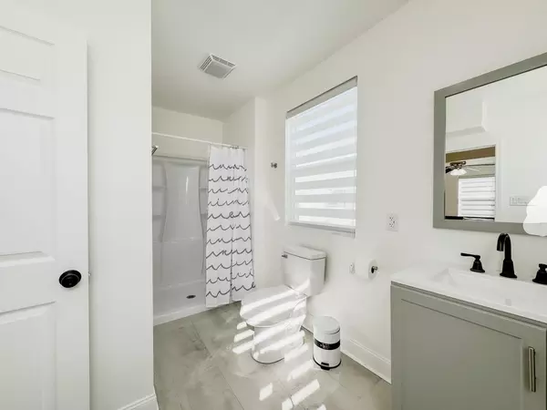 Coliving in Hollygrove - Uptown & Carrollton, New Orleans