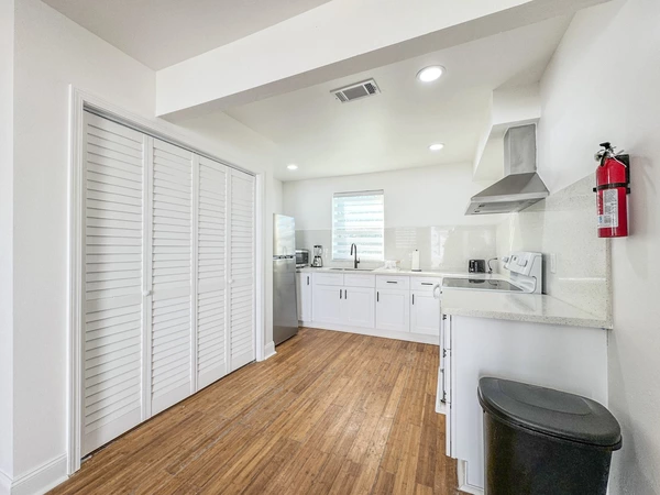 Coliving in Hollygrove - Uptown & Carrollton, New Orleans