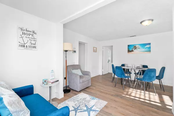 Coliving in Huntington Beach - Orange County, Los Angeles