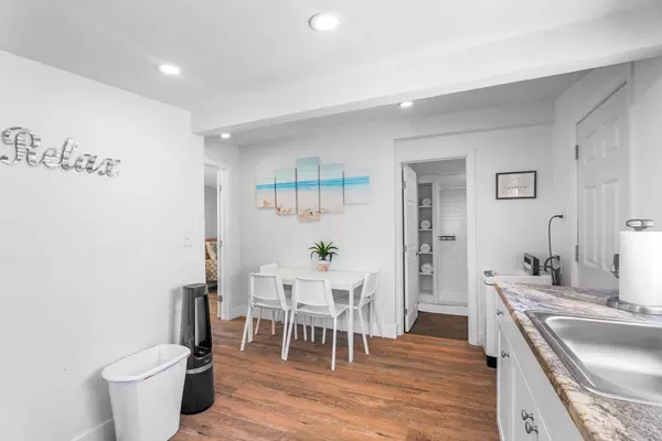 Coliving in Huntington Beach - Orange County, Los Angeles