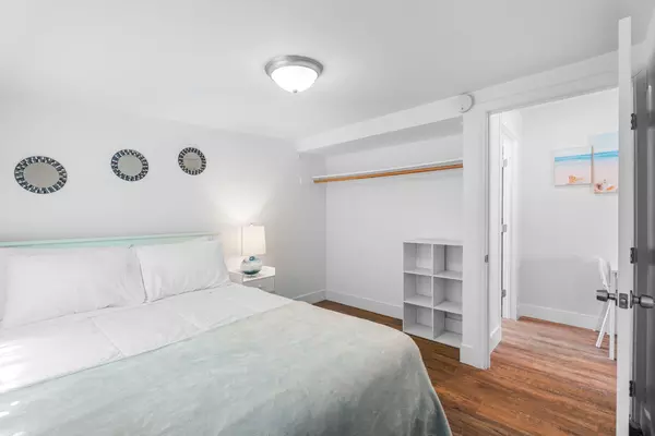 Coliving in Huntington Beach - Orange County, Los Angeles