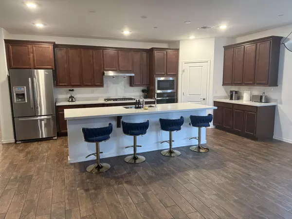 Coliving in Litchfield Park - SW Valley, Phoenix