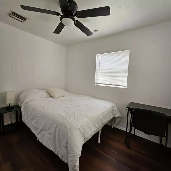 Coliving in Holden Heights - Central Orlando, Orlando