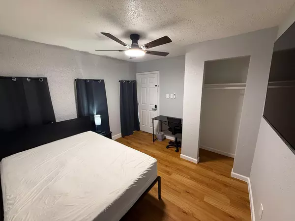 Coliving in Central Southwest - Sw Houston, Houston
