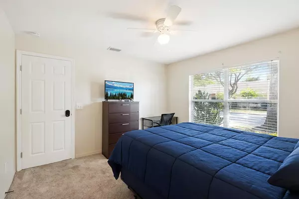 Coliving in Melbourne - Outer Orlando, Orlando