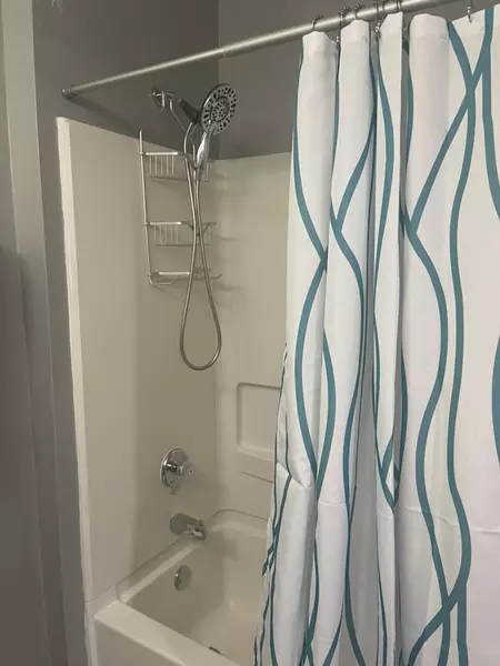 Coliving in Fairmont - Central Raleigh, Raleigh