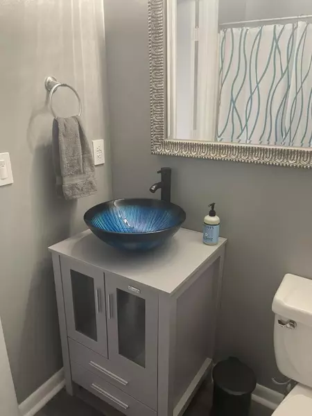 Coliving in Fairmont - Central Raleigh, Raleigh