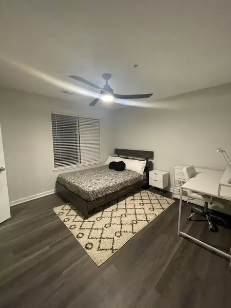 Coliving in Fairmont - Central Raleigh, Raleigh