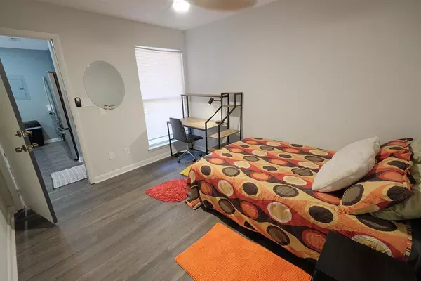 Coliving in Fairmont - Central Raleigh, Raleigh