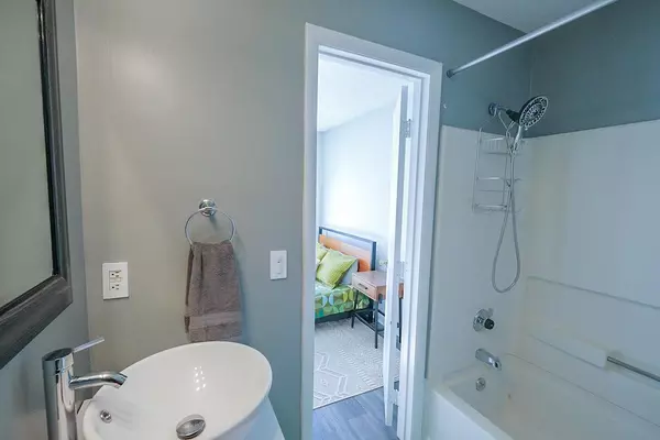 Coliving in Fairmont - Central Raleigh, Raleigh