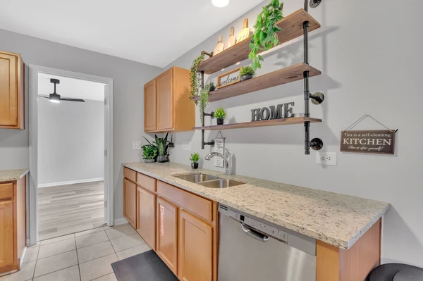 Coliving in Sunset Road - North Charlotte, Charlotte