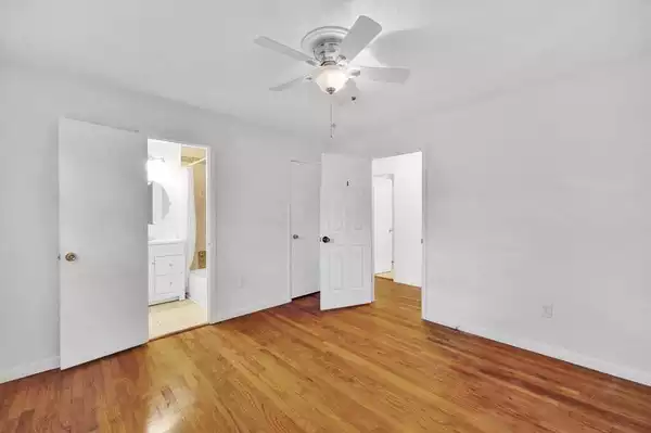 Coliving in Harrisburg - North Charlotte, Charlotte