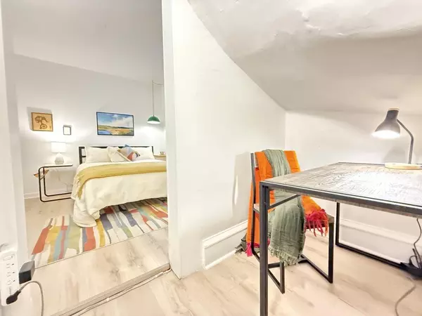 Coliving in Merrill Park - West / SW Mil, Milwaukee