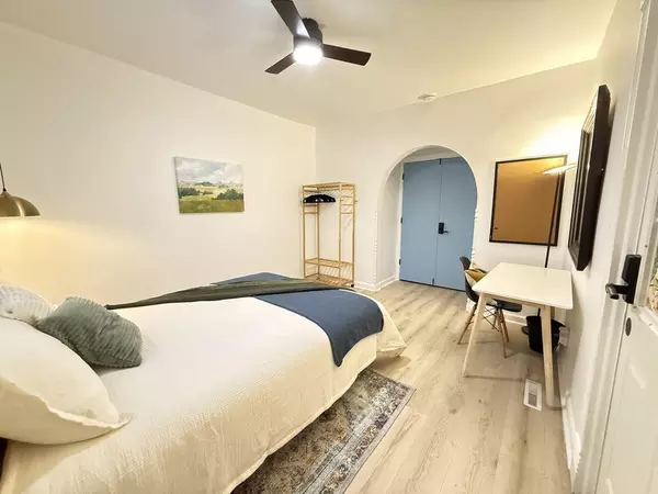 Coliving in Merrill Park - West / SW Mil, Milwaukee