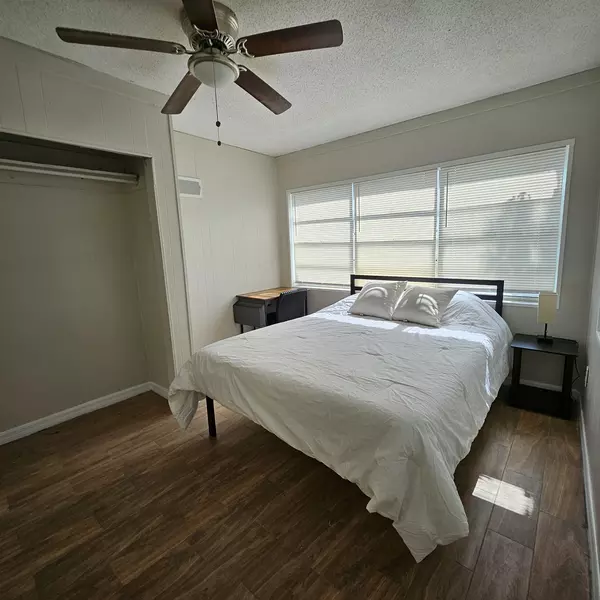 Coliving in Holden Heights - Central Orlando, Orlando