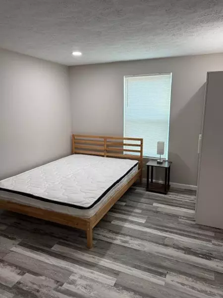 Coliving in Riverview - East Tampa, Tampa