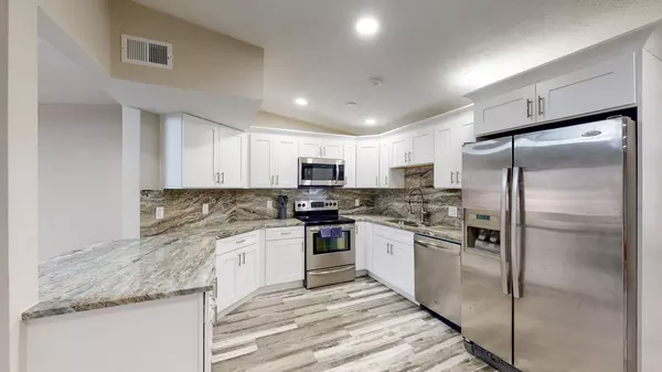 Coliving in Riverview - East Tampa, Tampa